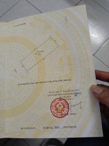 nhà dân xây kiên cố – ngõ oto tránh – kinh doanh sầm uất – vài bước ra ga cát linh