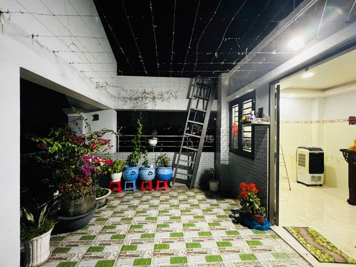 Nhà hẻm VIP Huỳnh Khương An