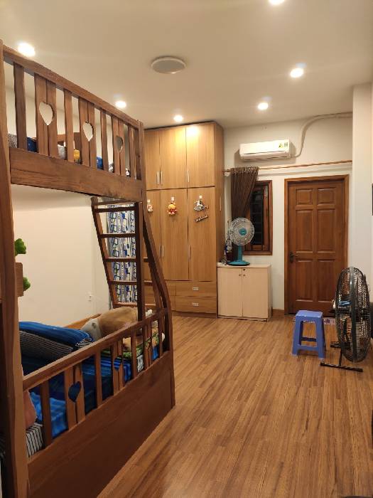 / Bán nhà đẹp hướng Tây tứ trạch, gần Ngã 4 Bảy Hiền, P4, 4 lầu, 50 m2, 4,2 x11,2 m. giá 9 xx tỷ