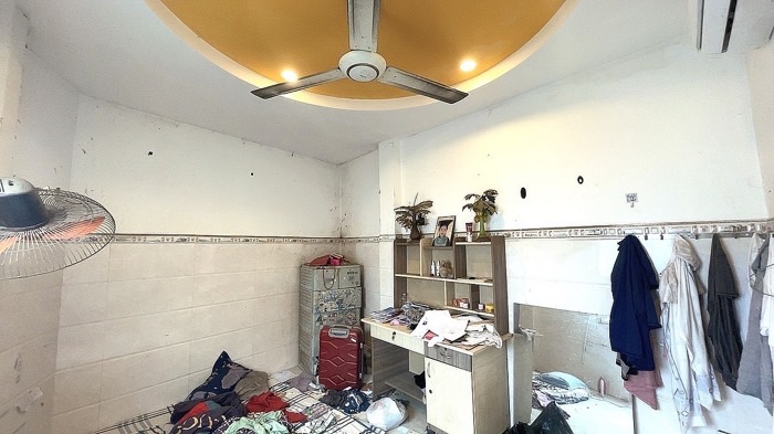 Bán nhà gần Lý Thường Kiệt, P 8, Tân Bình, DT 44 m2, (3 x 15 m) 4 lầu, giá 9xx tỷ