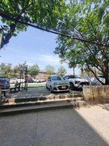 NHÀ TRUNG TÂM QUANG TIẾN-GẦN Ô TÔ