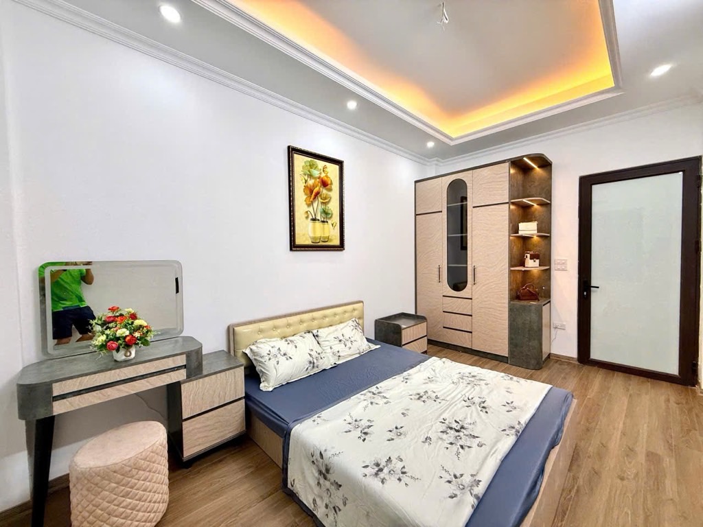 HƠN 10 TỶ NHÀ MỚI MINH KHAI 51M2 THANG MÁY Ô TÔ 20M TƯƠNG LAI MẶT PHỐ