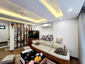 PHÂN LÔ LÃNG YÊN Ô TÔ VÀO NHÀ 51M2 NHỈNH 14 TỶ