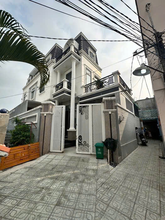 BÁN BIỆT THỰ MỚI XÂY - QUẬN 12 - 105M2 - GIÁ CHỈ 7 TỶ