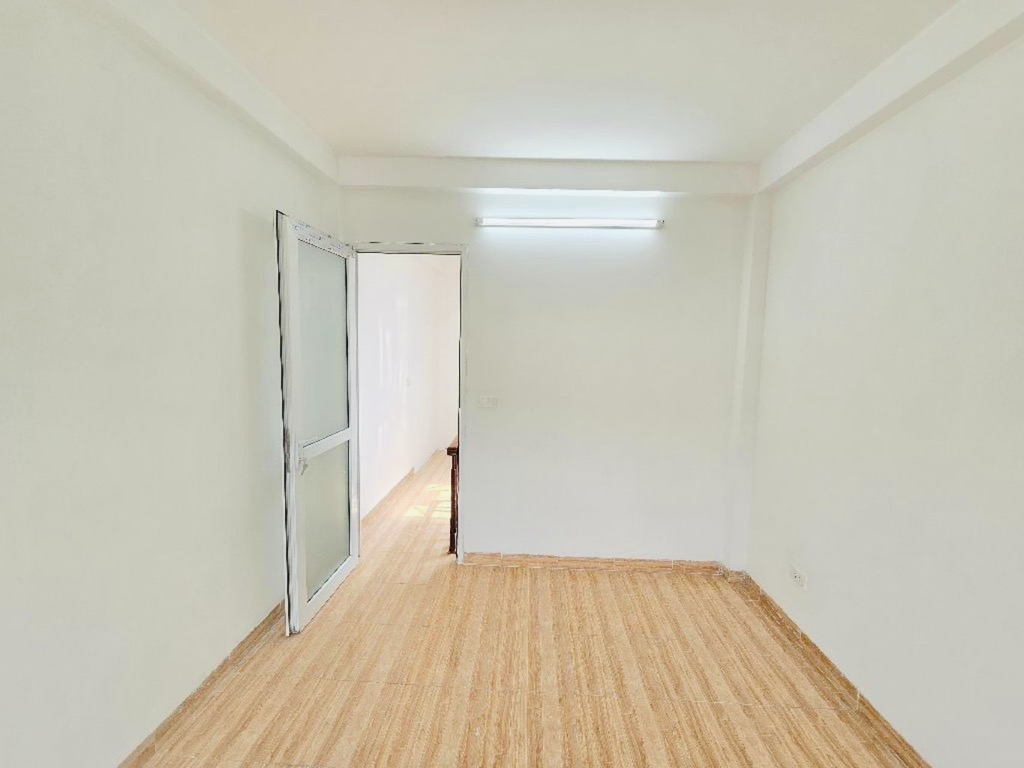 Bán nhà mới đầy đủ nội thất ngõ thông