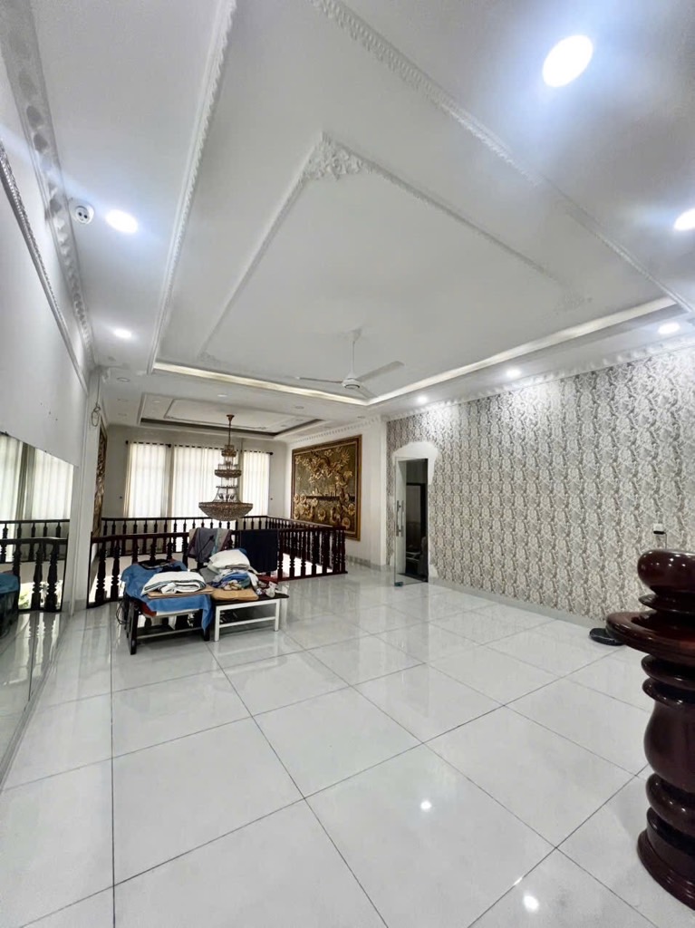 BÁN NHÀ 5 TẦNG KHU TÊN LỬA DT KHỦNG 412M2 THU NHẬP 150TR/TH