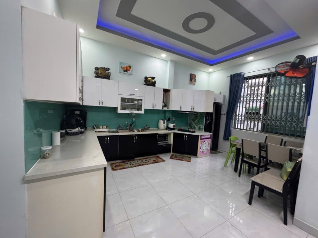 BÁN GẤP NHÀ 3 TẦNG MỚI ĐẸP - NGANG 8M CỰC HIẾM - SÁT KINH DƯƠNG VƯƠNG #tandatnhapho 0918.589.234