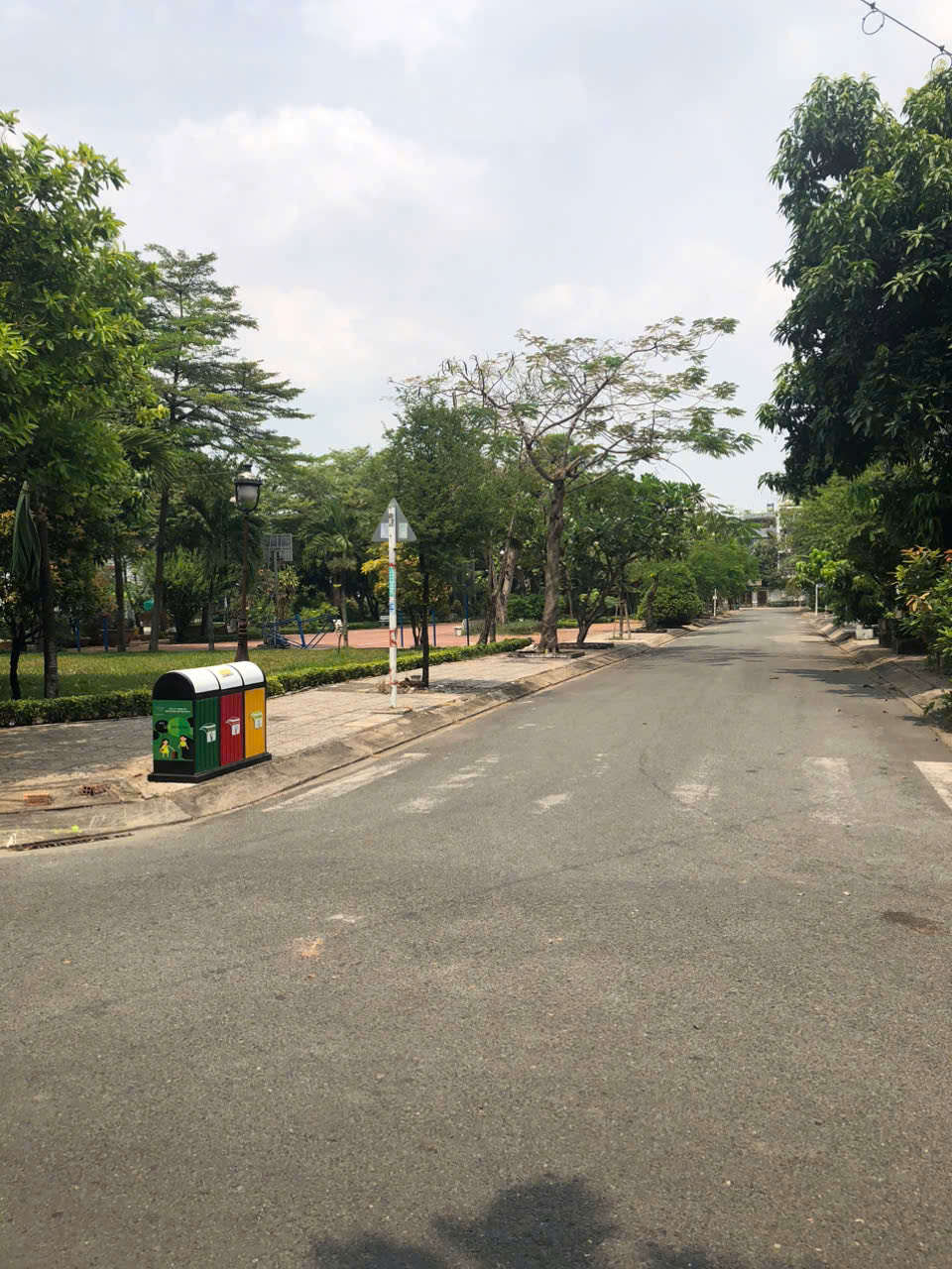 BÁN GẤP! NHÀ 4 TẦNG 5PN VIEW CÔNG VIÊN - KHU VIP TÊN LỬA - NHỈNH 10 TỶ! #tandatnhapho 0918.589.234