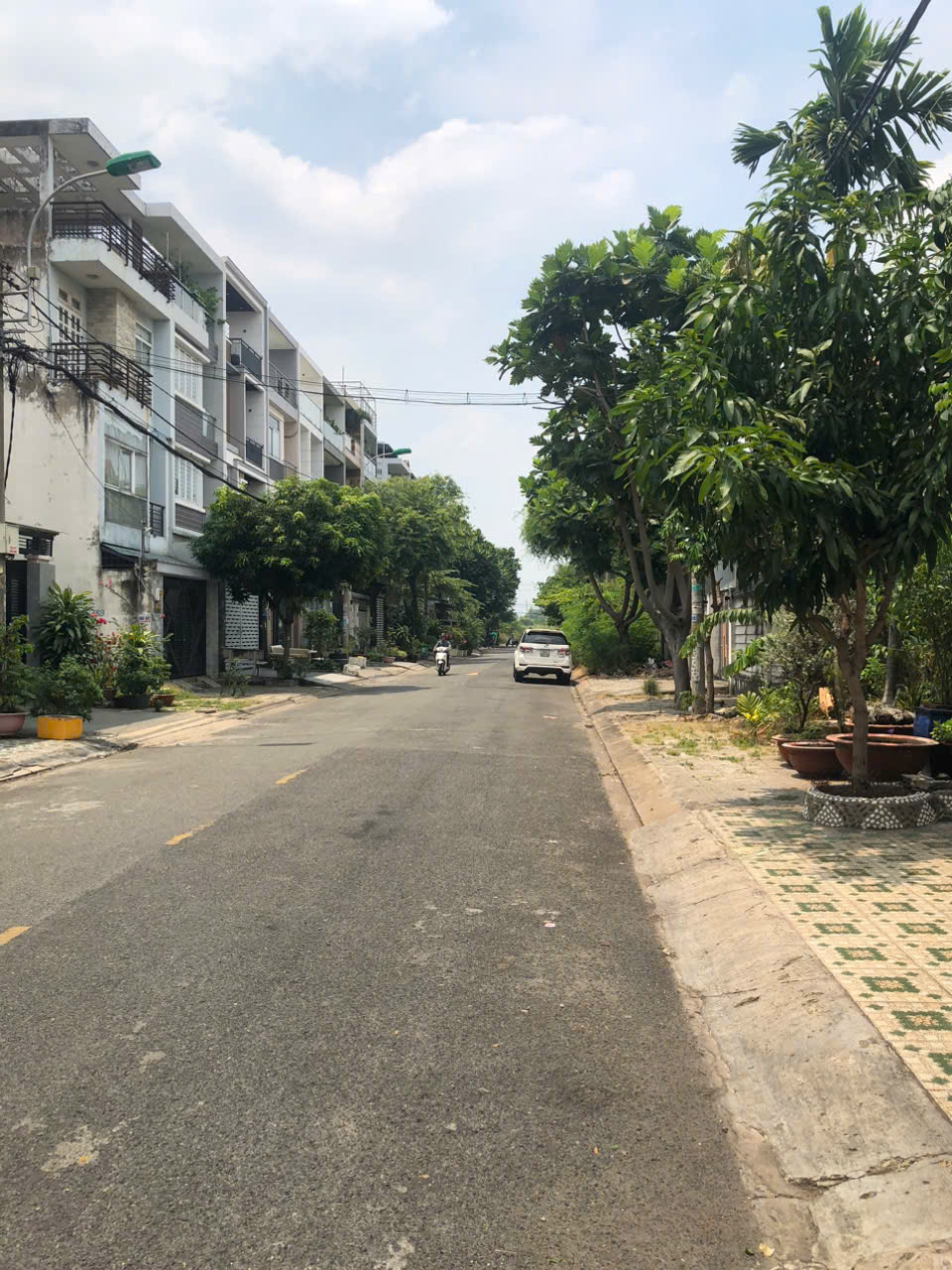 BÁN GẤP! NHÀ 4 TẦNG 5PN VIEW CÔNG VIÊN - KHU VIP TÊN LỬA - NHỈNH 10 TỶ! #tandatnhapho 0918.589.234