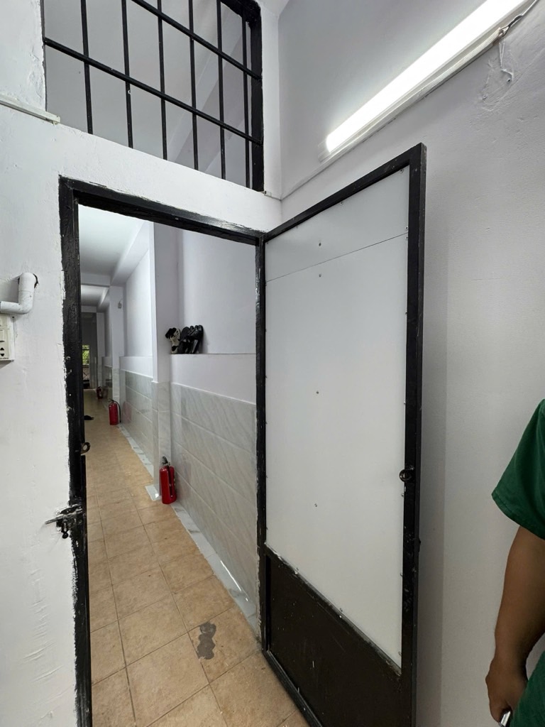 BÁN CHDV 3 TẦNG 88M2 ĐƯỜNG 8M SÁT KHU TÊN LỬA THU NHẬP 30TR/TH