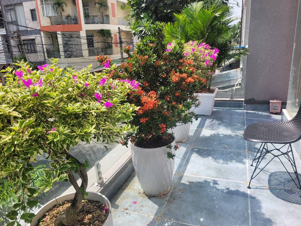 SIÊU PHẨM 4 TẦNG MẶT TIỀN KHU TÊN LỬA 180M2 NGANG KHỦNG 9M