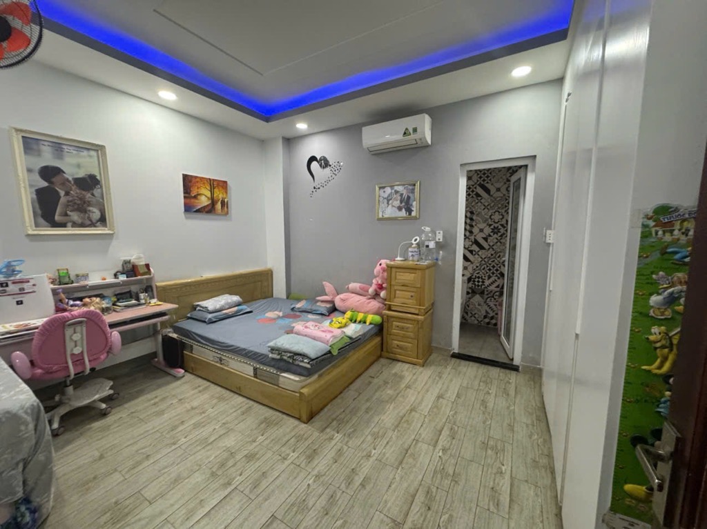 BÁN TÒA NHÀ CHDV MỚI ĐẸP 6 TẦNG NGANG KHỦNG 8M HẬU GIANG THU NHẬP 1,5 TỶ/NĂM NHỈNH 25 TỶ