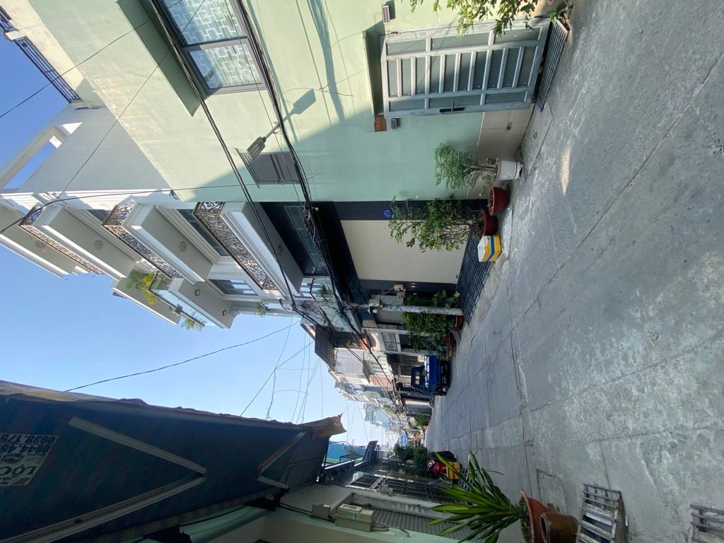 NHÀ ĐẸP SÁT KHU TÊN LỬA 82M2 NGANG 4.2M NỞ HẬU HẺM XE HƠI NHIK 4 TỶ