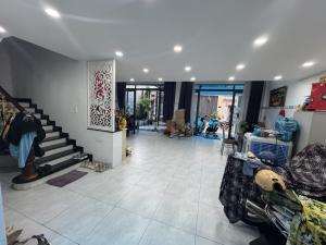 BÁN BIỆT PHỦ MỚI ĐẸP 6 TẦNG AN LẠC AN DƯƠNG VƯƠNG NGANG KHỦNG 9.5M NHỈNH 9 TỶ