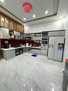 BÁN NHÀ 3 TẦNG MẶT TIỀN AN LẠC NGANG KHỦNG 8M VỊ TRÍ VIP KINH DƯƠNG VƯƠNG DÒNG TIỀN 60TR/TH NHIK 28 TỶ #tandatnhapho | 0918589234