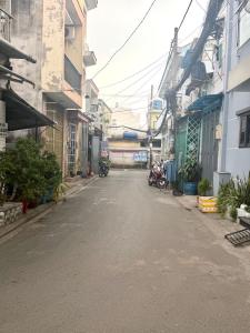 BÁN NHÀ SÁT KHU TÊN LỬA 48M2 HẺM XE HƠI NHIK 3,5 TỶ