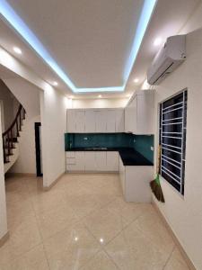 NHÀ ĐẸP Ở LUÔN QUẬN CẦU GIẤY - NGÕ THÔNG - VỪA Ở VỪA CHO THUÊ GẦN NỬA TỈ ĐỒNG MỘT NĂM - 9,3 TỈ