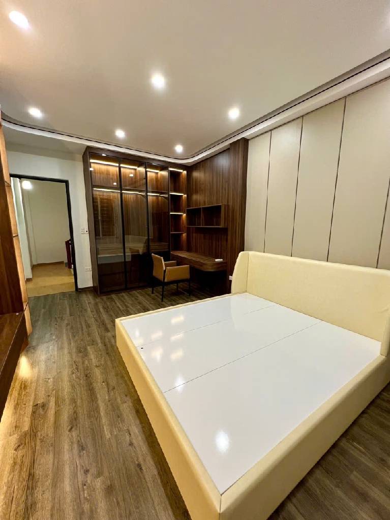 SIÊU PHẨM NHÀ MỚI TINH TẠI TRẦN PHÚ - HÀ ĐÔNG