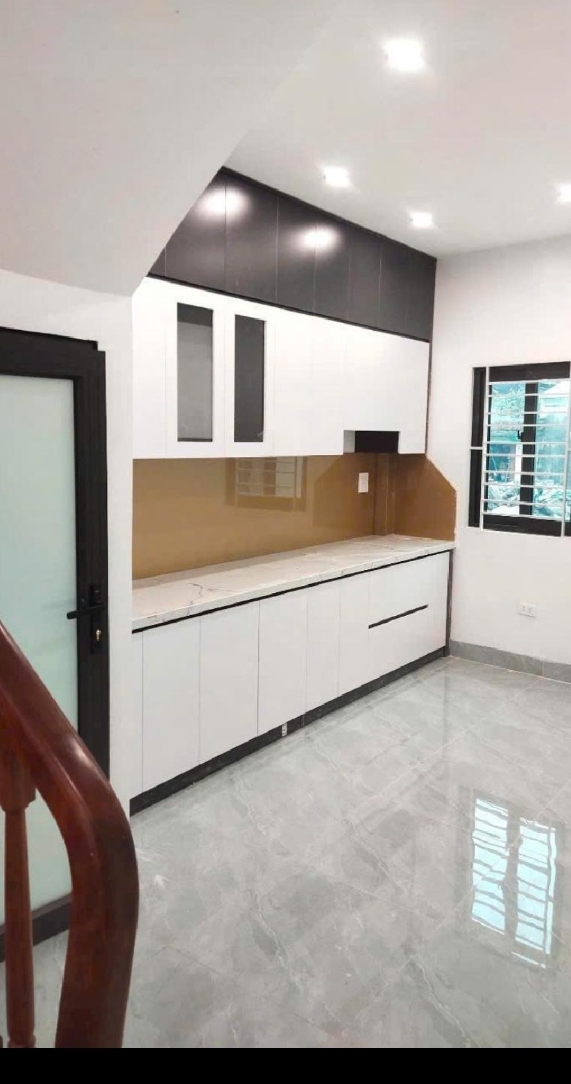 BÁN NHÀ THANH OAI 5 TẦNG,Ô TÔ ĐỖ CỬA