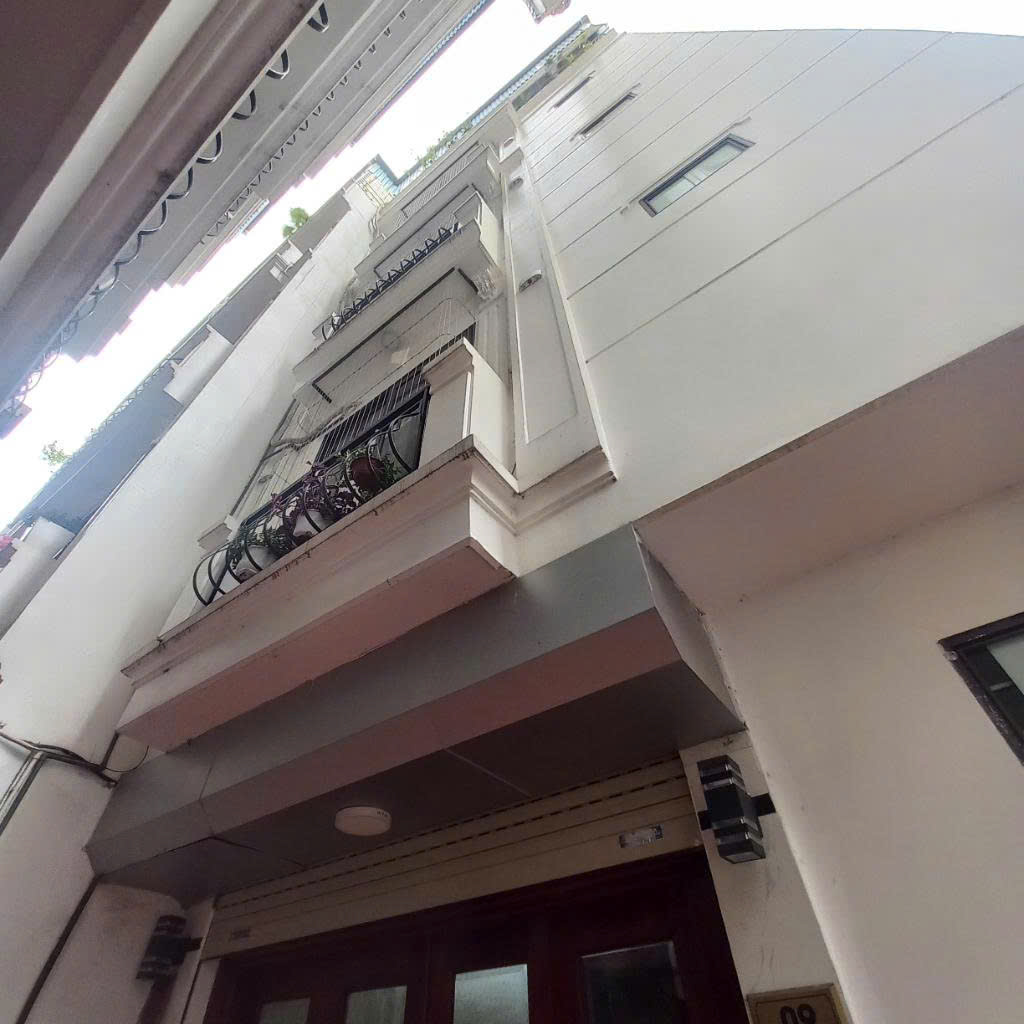 Nhà trong ngõ, đường Trần Phú - Hà Đông, DT 37 m2, ô tô đỗ gần, giá 7 tỷ.