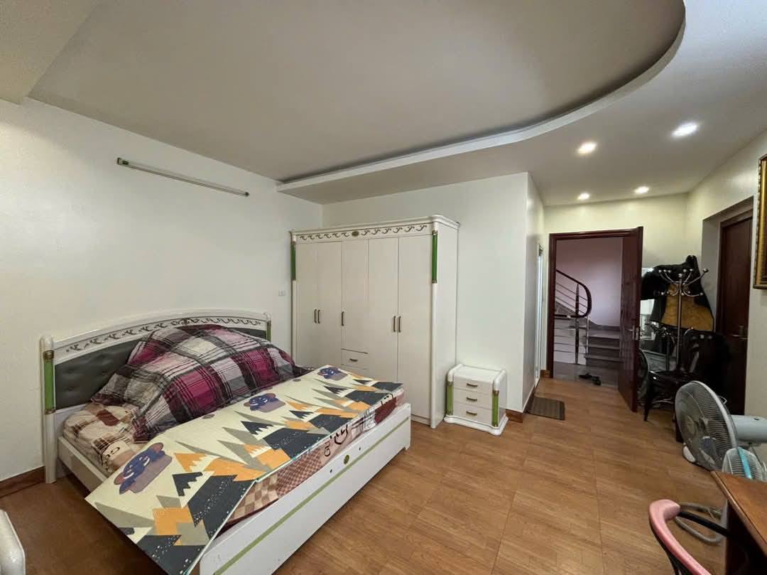 Nhà Đẹp - Giá Đẹp tại ngõ 68 Nguyễn Văn Linh, Thạch Bàn, Long Biên