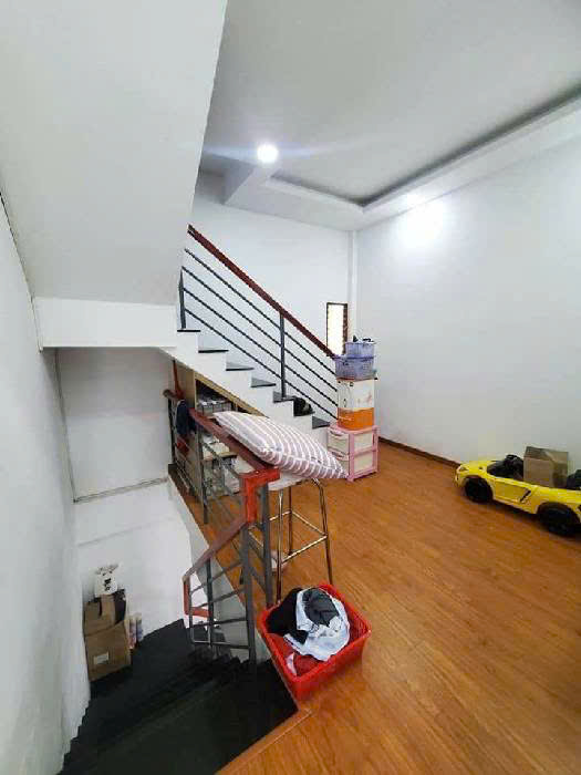 Nhà 3 tầng, Hoàng Hoa Thám, p7, Bình Thạnh