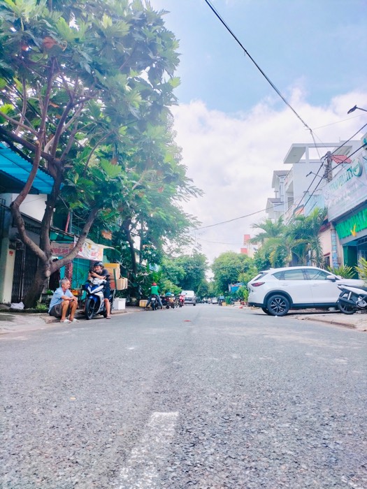 Bán nhà mặt tiền Tây Thạnh, Tân Phú, 100m2 BTCT 3 tầng giá chỉ 9.9.t.y thương lượng với chính chủ