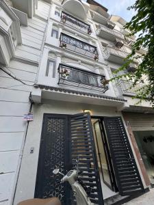 BÁN NHÀ PHỐ BỒ ĐỀ  - Ô TÔ ĐỖ CỬA