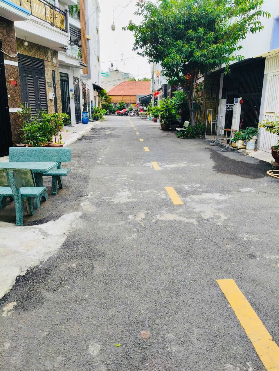 Cần Bán Gấp Căn Nhà Đẹp  3 Lầu  Đường Lê Văn Khương