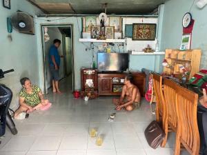 Bán nhà Hiệp phú 30m ra tới ngã tư Thủ đức