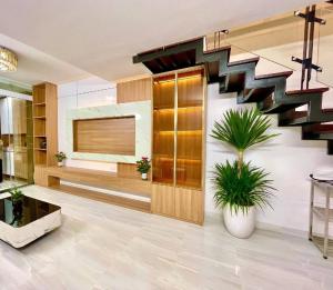 NHÀ ĐẸP ĐÓN TẾT #TÂY_HỒ- 40M2- 5 TẦNG- VỊ TRÍ VÀNG-  NỘI THẤT XỊN VỀ Ở NGAY- 14.8TỶ!!!