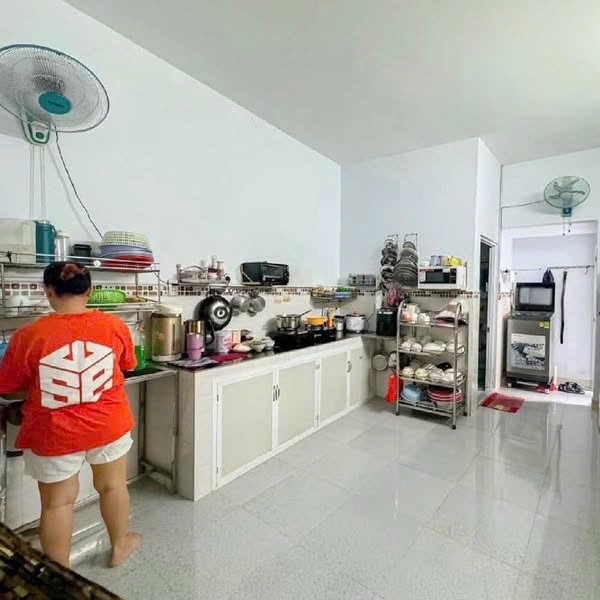 Giá shock- Huỳnh Tấn Phát , Quận 7