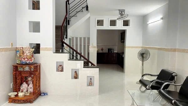 Nguyễn Thị Thập , P.Bình Thuận , Quận 7 , Hẻm xe hơi tránh nhau tới nhà
