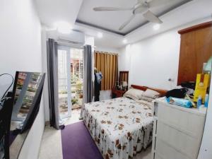VỚI 7,9 TỶ , SỞ HỮU NGAY CHO MÌNH CĂN NHÀ SIÊU ĐẸP - 30M RA PHỐ - BA GÁC ĐỖ CỬA- LÔ GÓC