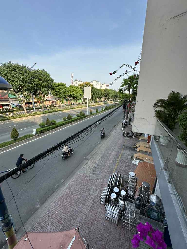 Gấp Chỉ Với 12 Tỷ Có Ngay Căn Nhà MT Trường Chinh Q.12 Với 82m2 SHR 1T2L5PN Chốt Ngay