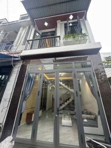 SIÊU PHẨM NGAY SÁT BẾN METRO – 40m2 SHR 2 TẦNG, 3PN, TẶNG FULL NỘI THẤT CHỈ 3.86 TỶ
