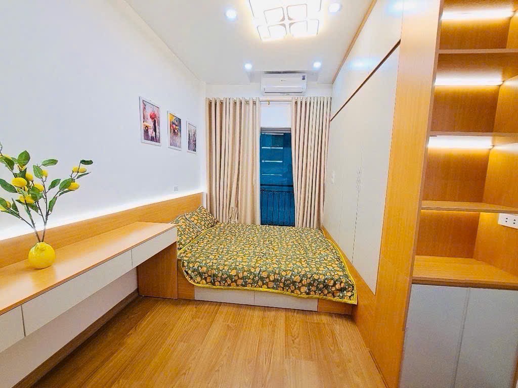 DỌN VỀ Ở NGAY - Cực phẩm 5 tầng - 4 ngủ - SIÊU HIẾM - GIÁ 6.8 TỶ