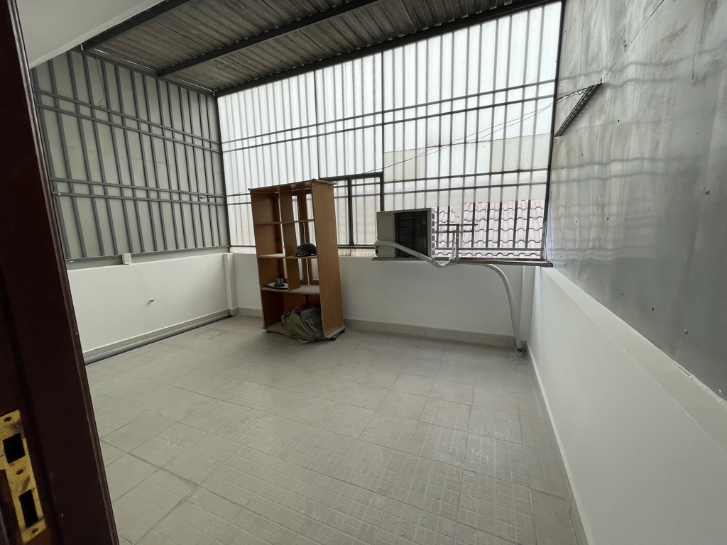 4.8 TỶ CÓ NGAY CĂN NHÀ MỚI XÂY - QUẬN 8 GIÁP QUẬN 8 - 44M2 - 3 TẦNG BTCT