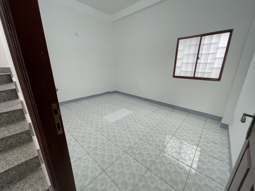 4.8 TỶ CÓ NGAY CĂN NHÀ MỚI XÂY - QUẬN 8 GIÁP QUẬN 8 - 44M2 - 3 TẦNG BTCT