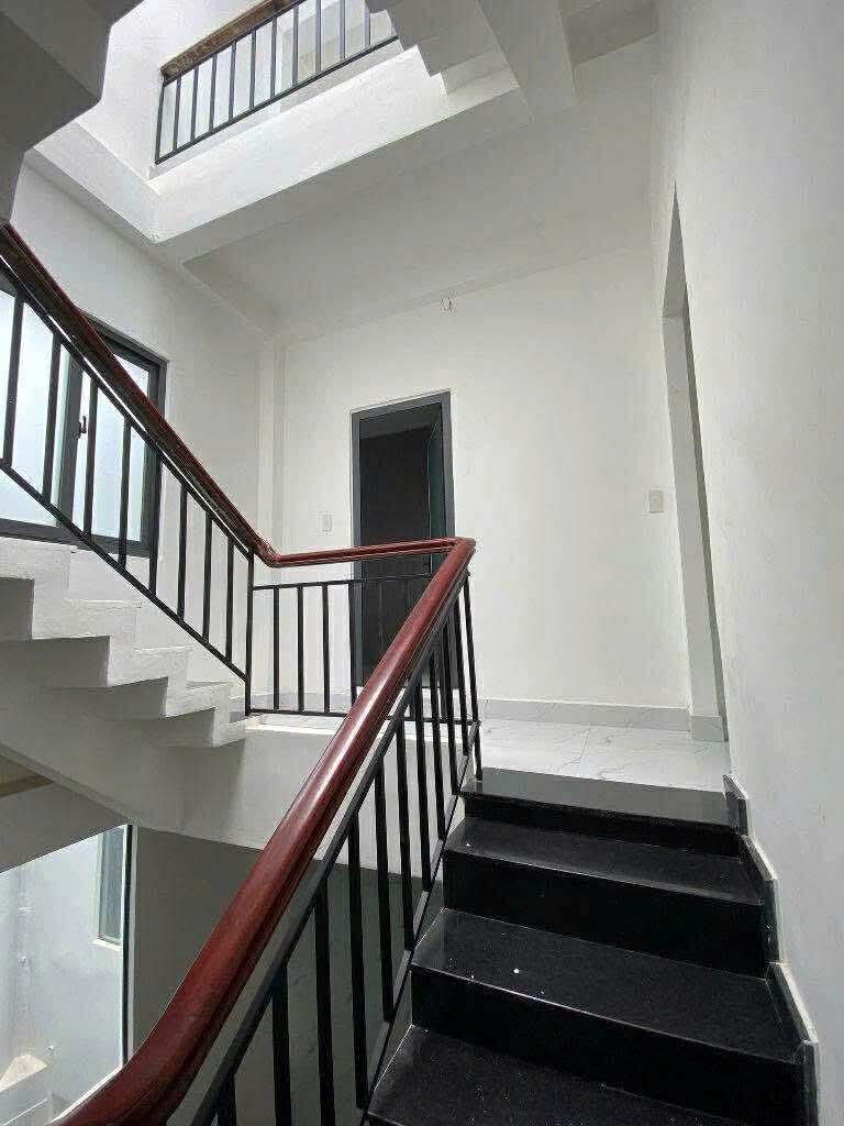 BÁN NHÀ QUẬN 11 - RỘNG 101M2 - CÔNG CHỨNG LIỀN TAY 13 TỶ CÓ THƯƠNG LƯỢNG