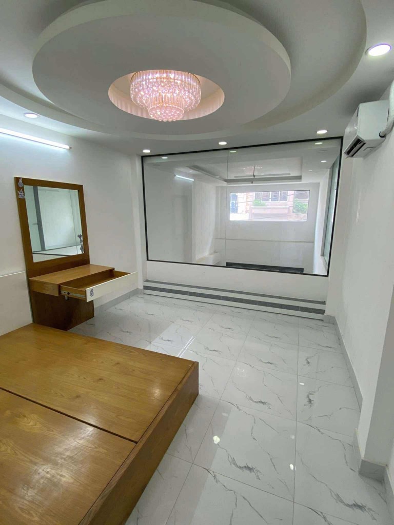 13 TỶ THƯƠNG LƯỢNG - NHÀ RỘNG THÊNG THANG 101M2 - VỊ TRÍ ĐẸP ĐỂ Ở HOẶC KINH DOANH - HẺM THÔNG XE HƠI