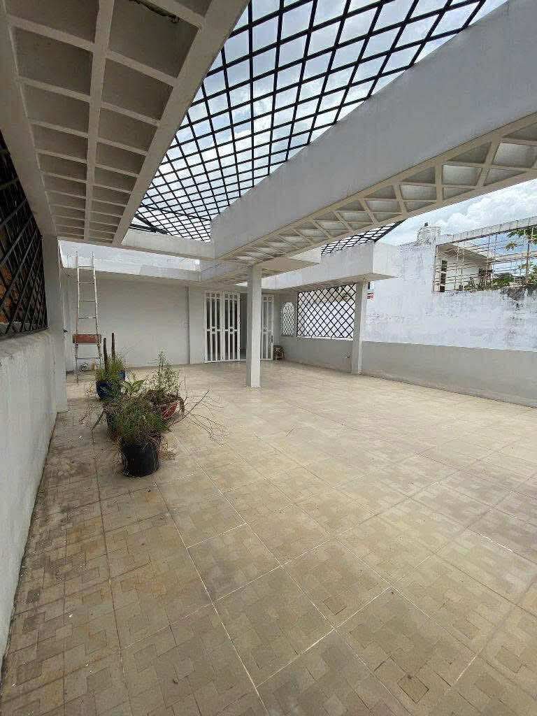 13 THƯƠNG LƯỢNG - NHÀ 4 TẦNG RỘNG 101M2 - HẺM THÔNG XE HƠI - RẤT ĐẸP ĐỂ KINH DOANH HOẶC Ở