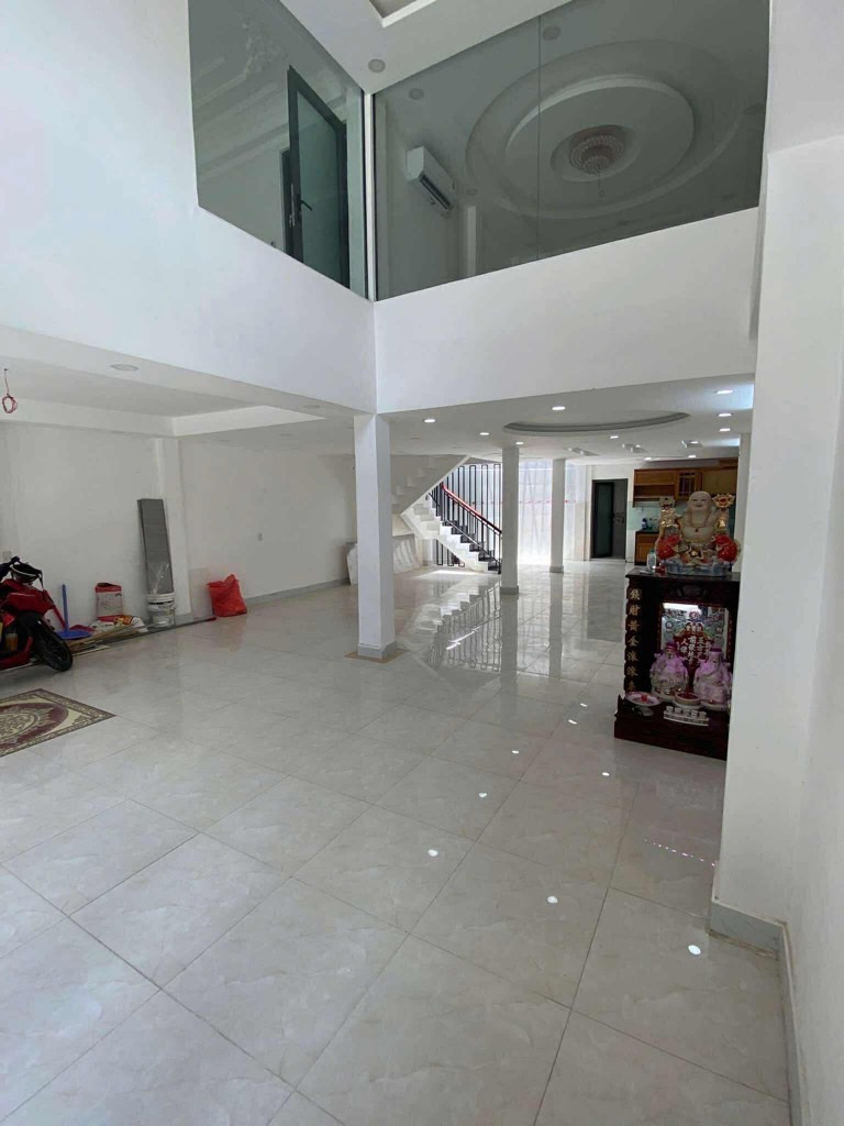 13 THƯƠNG LƯỢNG - NHÀ 4 TẦNG RỘNG 101M2 - HẺM THÔNG XE HƠI - RẤT ĐẸP ĐỂ KINH DOANH HOẶC Ở