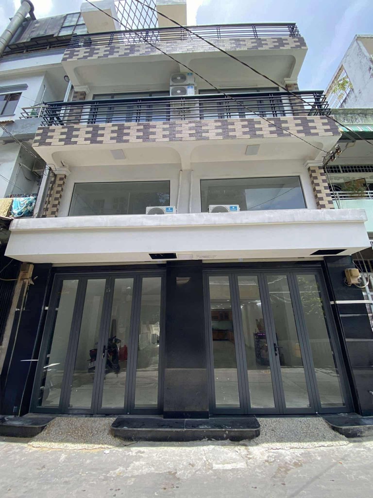13 THƯƠNG LƯỢNG - NHÀ 4 TẦNG RỘNG 101M2 - HẺM THÔNG XE HƠI - RẤT ĐẸP ĐỂ KINH DOANH HOẶC Ở