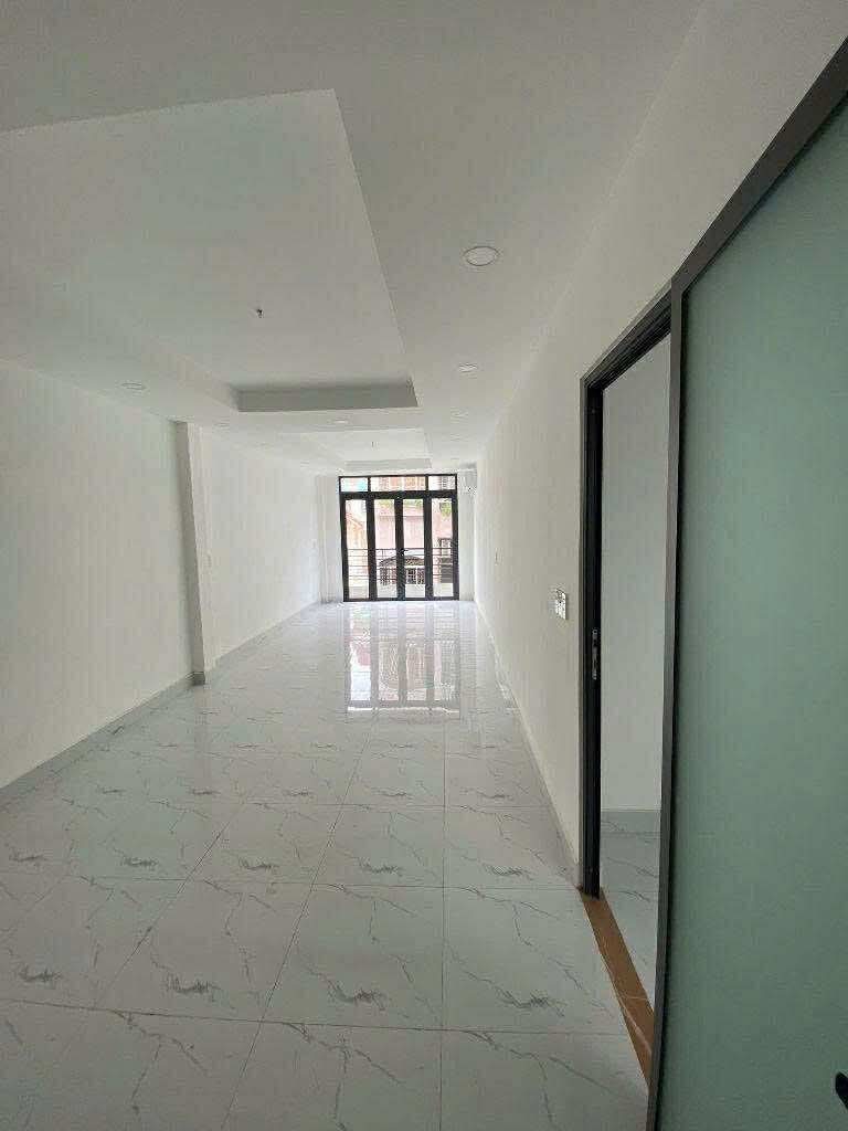 CHÍNH CHỦ BÁN GẤP - NHÀ MỚI ĐẸP 101M2 - THÍCH HỢP ĐỂ KINH DOANH HOẶC Ở - LẠC LONG QUẬN - QUẬN 11
