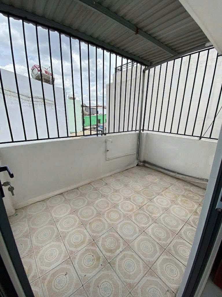 CHÍNH CHỦ BÁN GẤP - NHÀ MỚI ĐẸP 101M2 - THÍCH HỢP ĐỂ KINH DOANH HOẶC Ở - LẠC LONG QUẬN - QUẬN 11