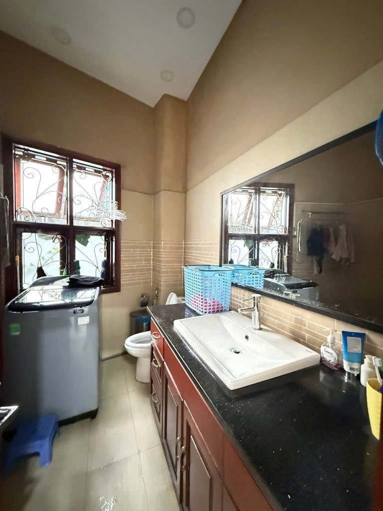 BÁN NHÀ 2 TẦNG-LINH CHIỂU.THỦ ĐỨC - CHỈ 4TỶ6 VÀO Ở NGAY