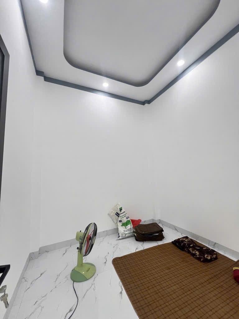 NHÀ MỚI VÀO Ở NGAY LINH XUÂN-THỦ ĐỨC CHỈ 4TỶ6