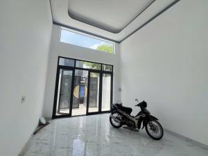 NHÀ MỚI VÀO Ở NGAY LINH XUÂN-THỦ ĐỨC CHỈ 4TỶ6