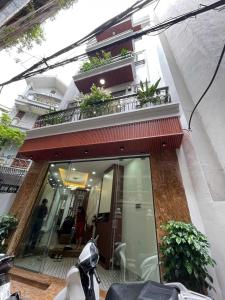 Nhà đẹp Nguyễn An Ninh – Thang máy, full nội thất, ô tô vào nhà